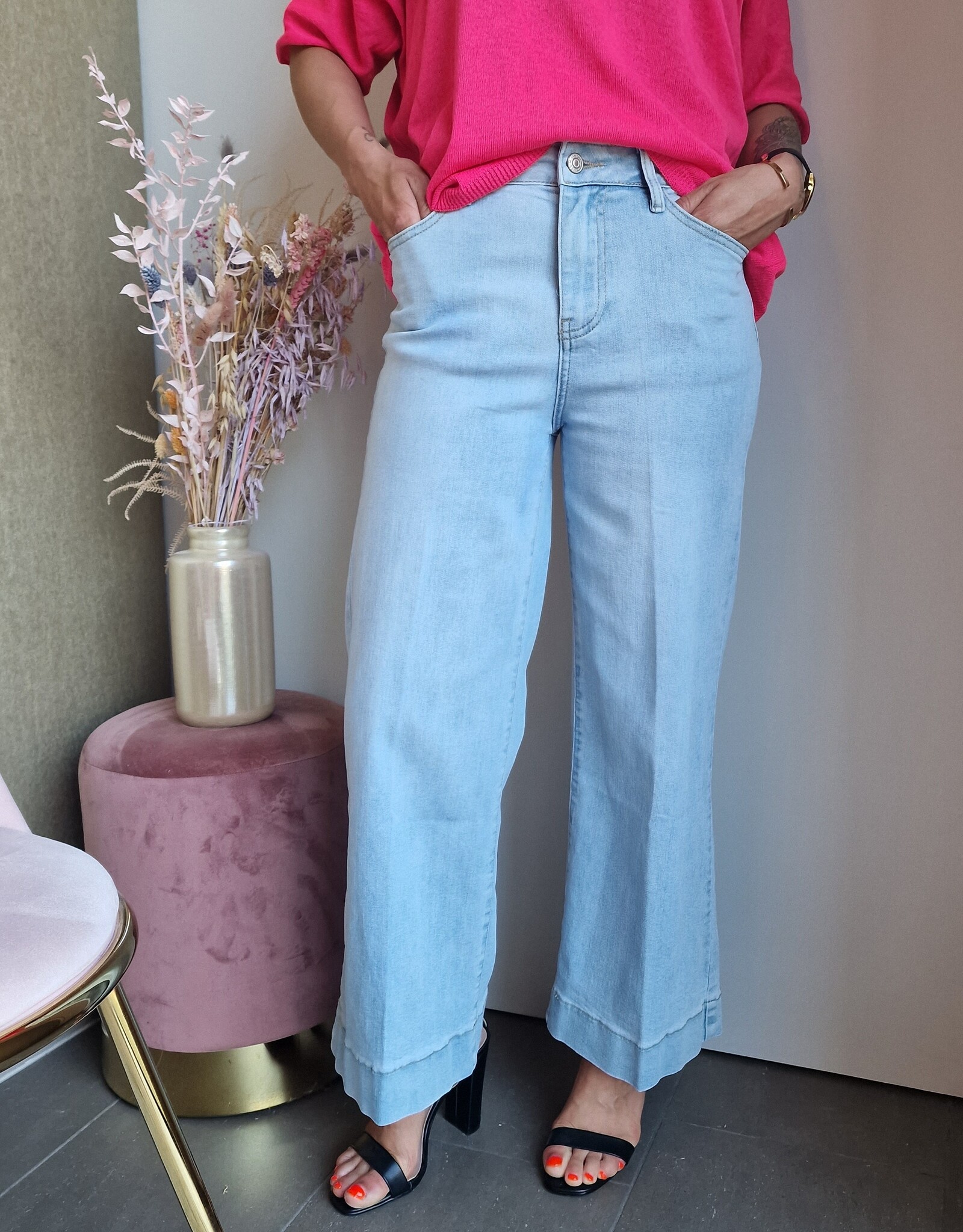 sofia jeans