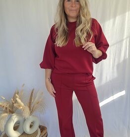 Relaxed set burgundy