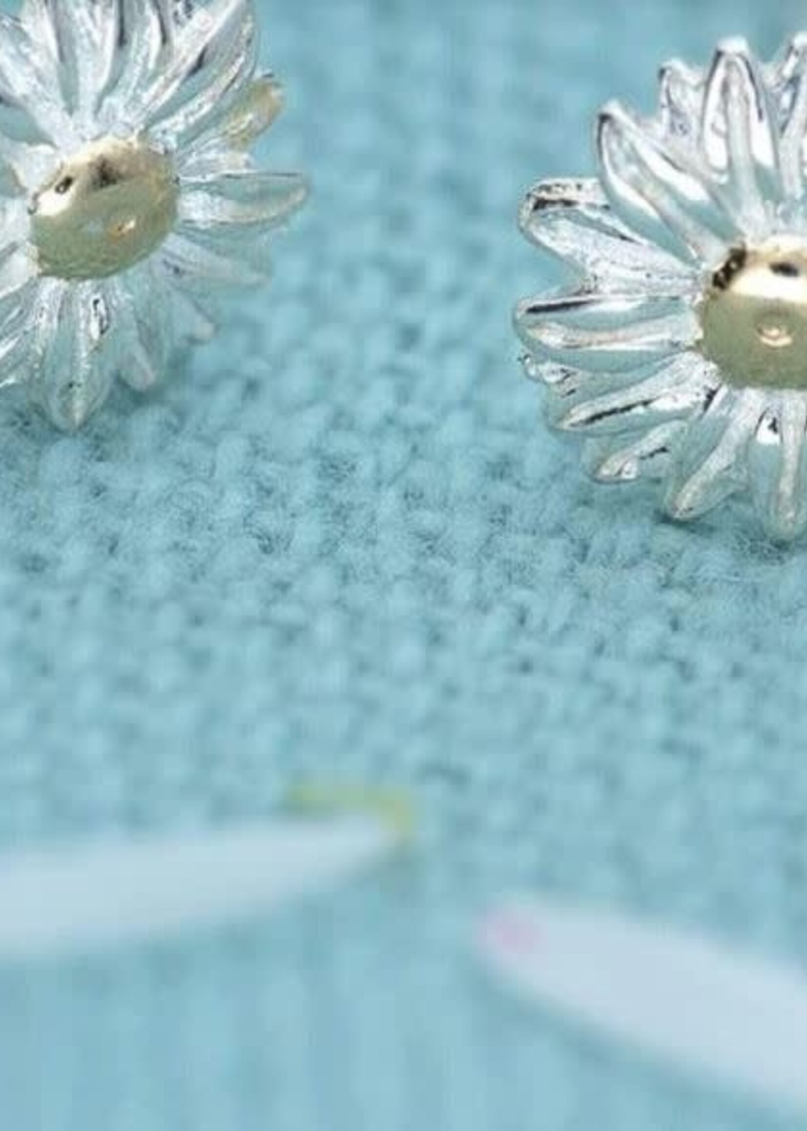 Lily Charmed Lily Charmed Zilver Daisy Oorknopjes