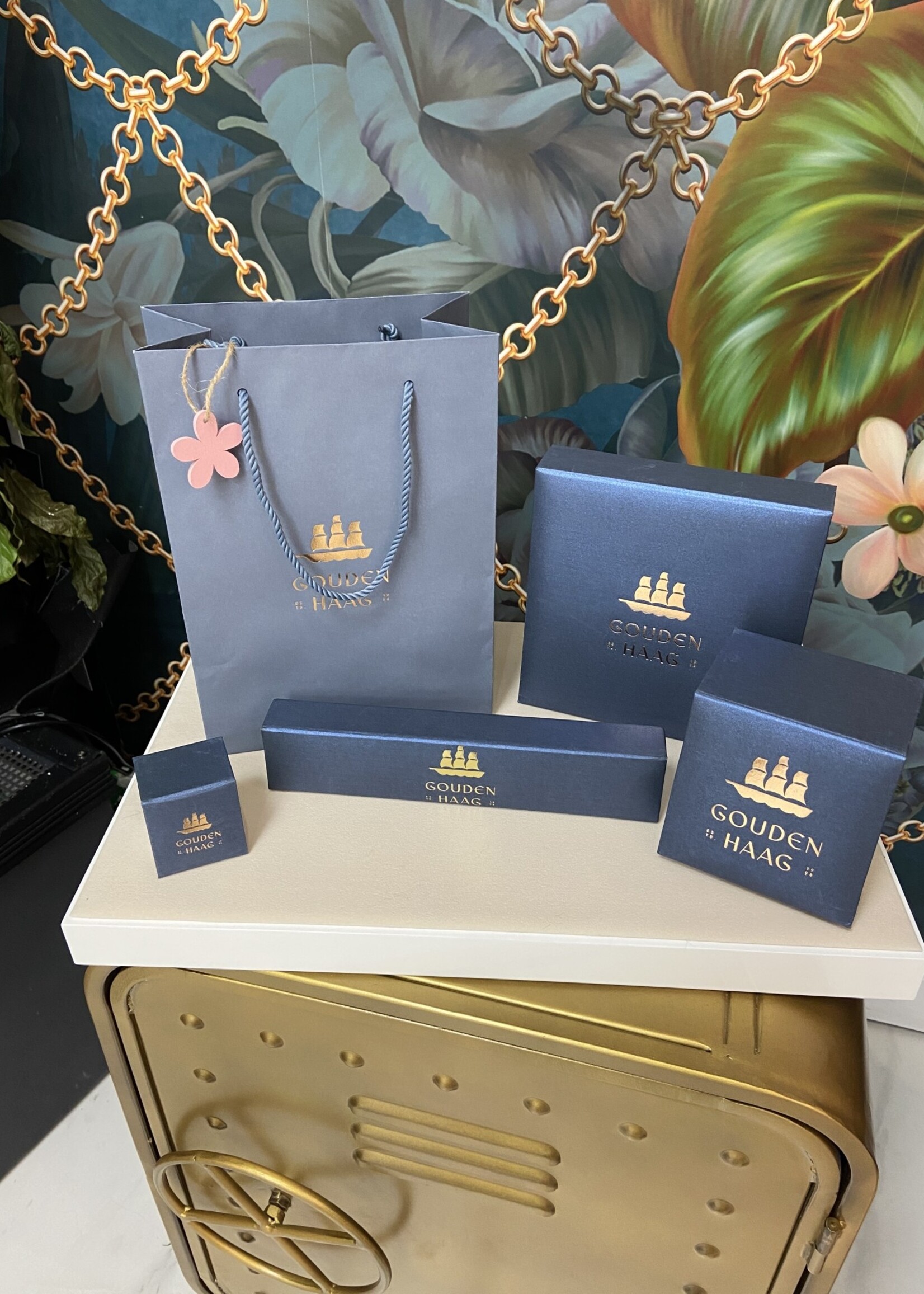Gouden Haag Jewellery Gouden Oorknopjes Infinity