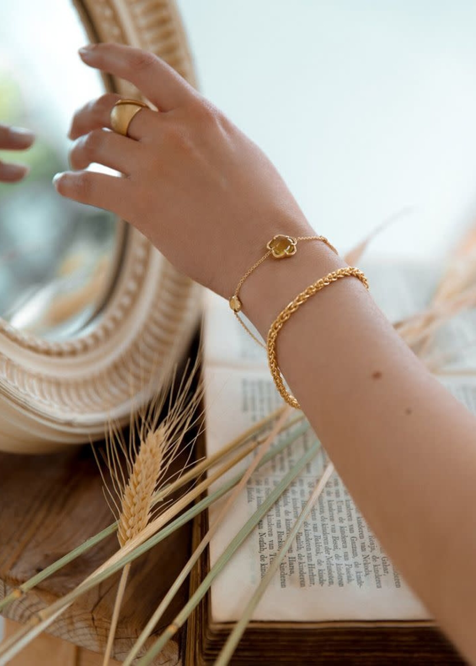 Gouden Haag Jewellery Gold Bracelet with Gemstone