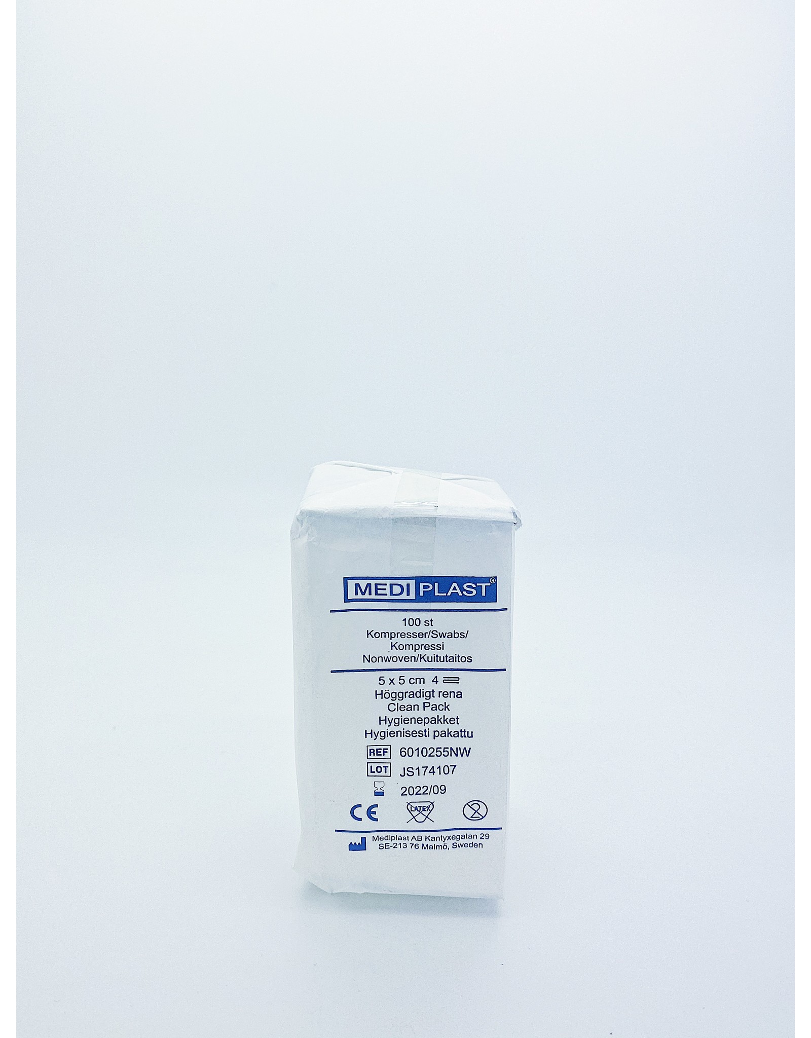 Mediplast Non-Woven Gauze Swabs - 100 pieces