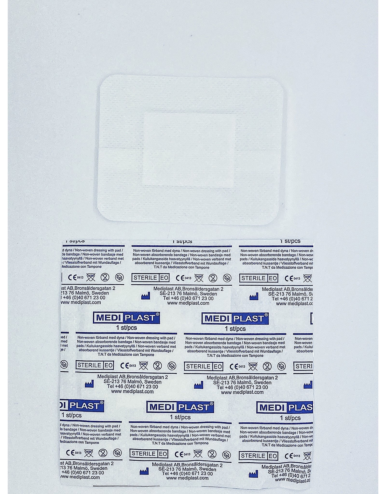 Mediplast Mediplast non-woven Eilandpleister 10cm x 8cm - Doos 50 Stuks