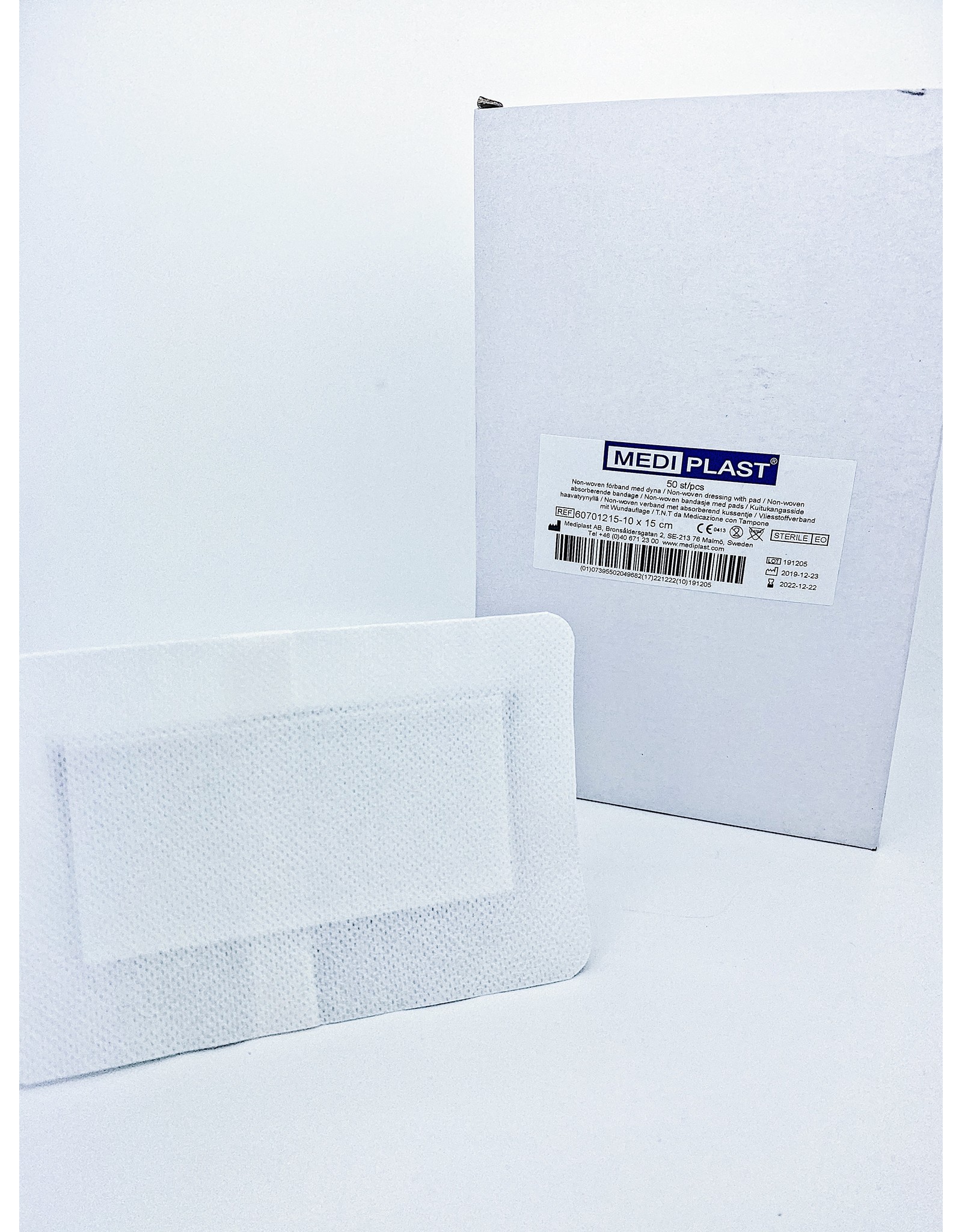 Mediplast Mediplast Non-Woven Plaster with absorption pad 10 x 15cm - Box 50 pieces