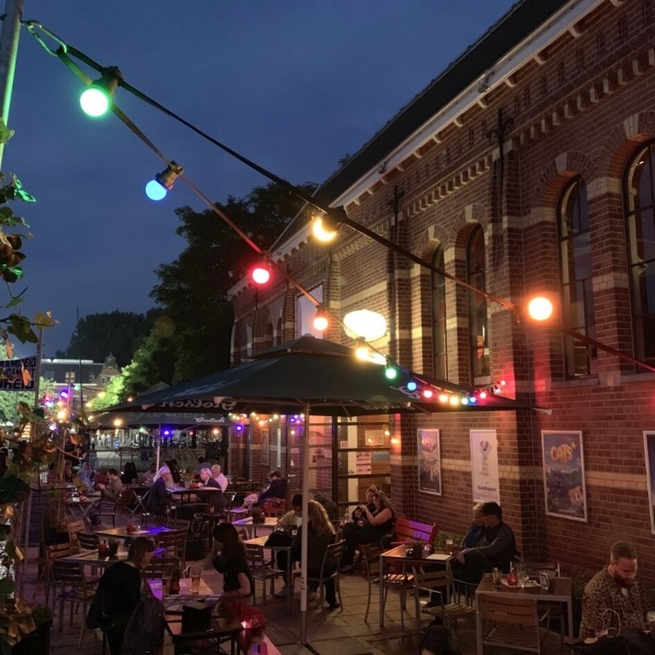 Party lyskæde inkl. fatninger - 15 meter / sort