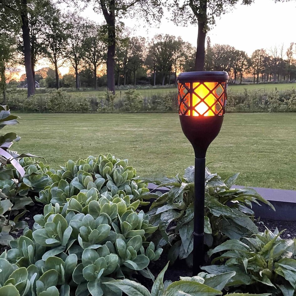 Solcelledreven bordlampe med flammeeffekt, 2W