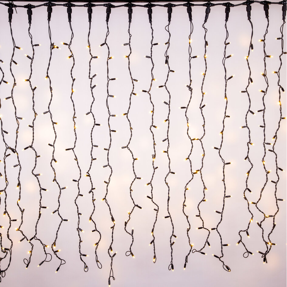 Lysgardin - linkbart | Fra 2 m x 1,5 m | 300 varmhvide LED-lys | Sort gummi