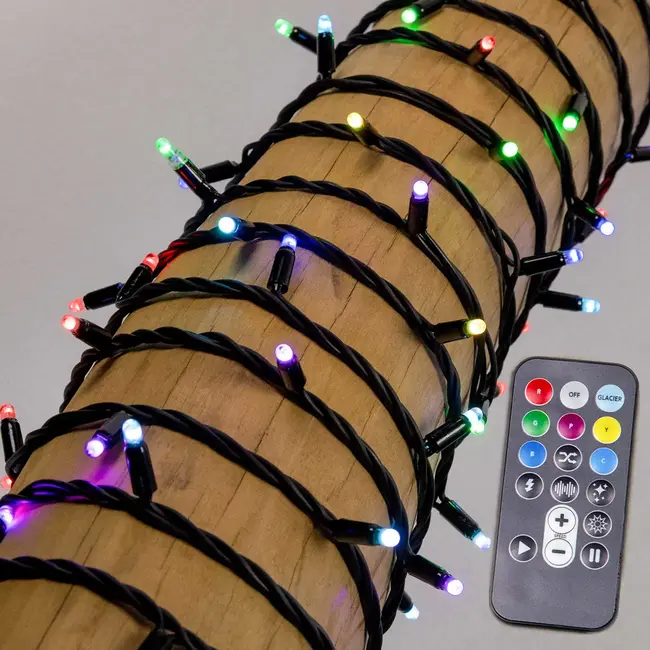 Flerfarvet (RGB) julelyskæde med fjernbetjening | Linkbar | Fra 10 meter med 100 LED-lys | Sort gummi