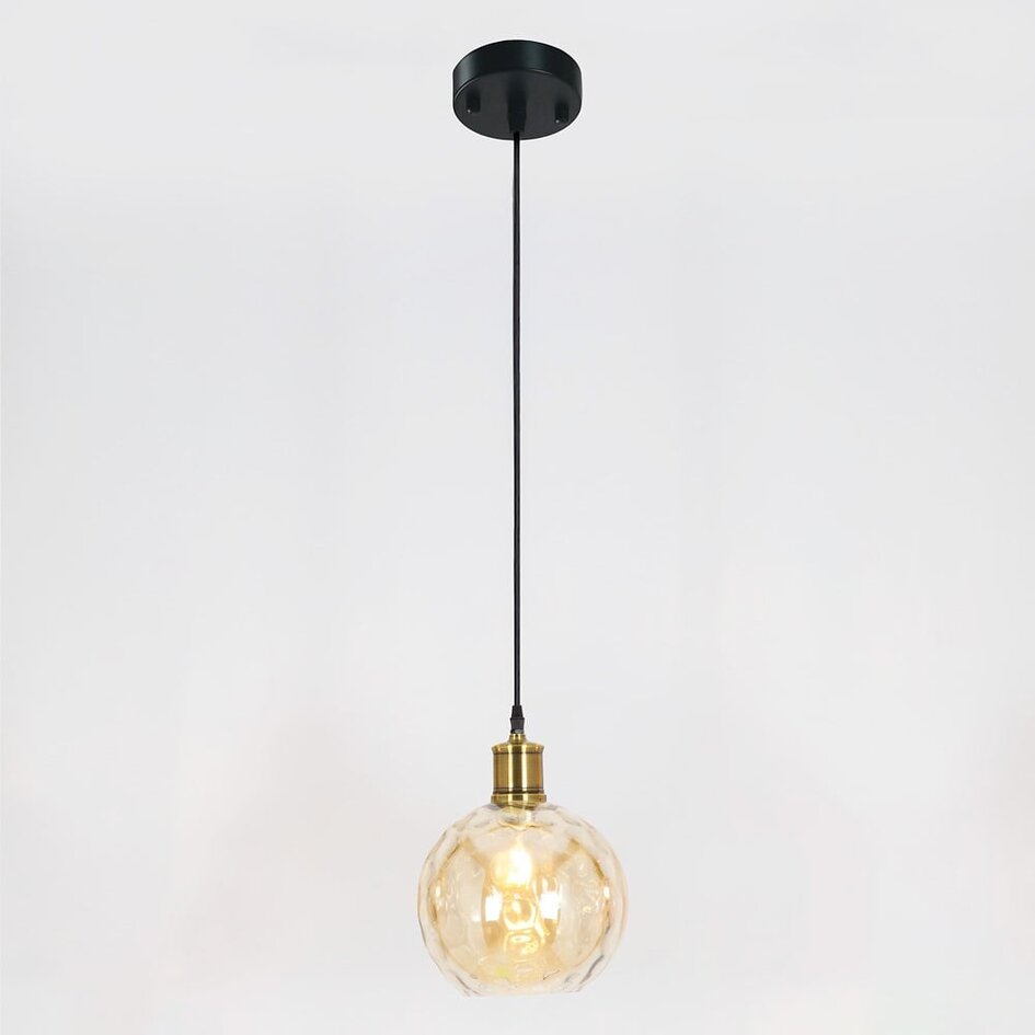 Loftlampe med struktureret glasskærm - Lotte - flere farver