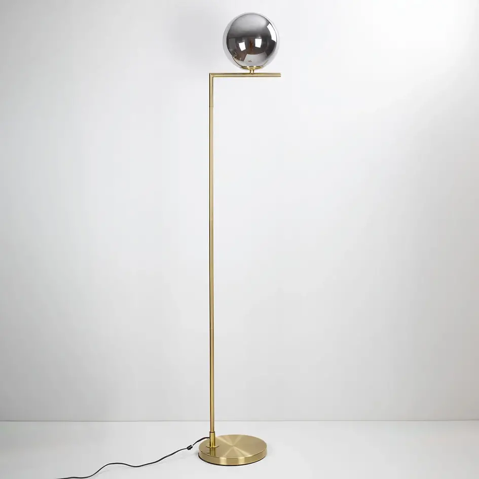Designer gulvlampe med glaskugle - Connor - guld og røggrå