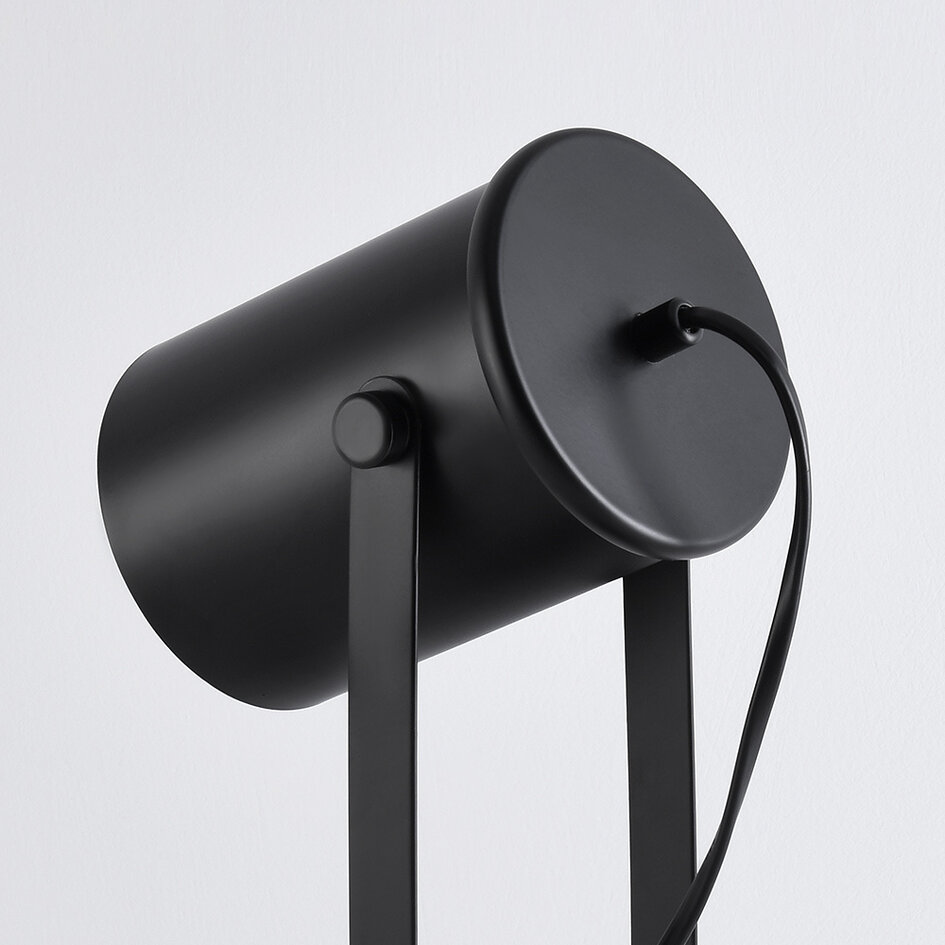 Bordlampe med vipbart lampehoved - Joshua