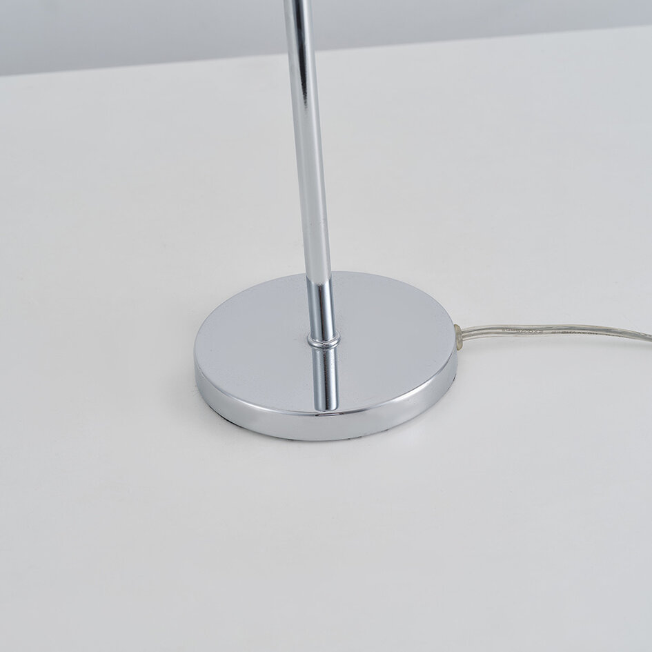 Sort skrivebordslampe med grafiske detaljer - Aimee