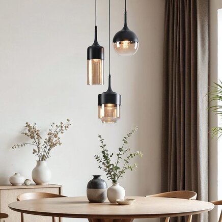 Loftlampe i ravfarvet glas med sorte jerndetaljer - Victor