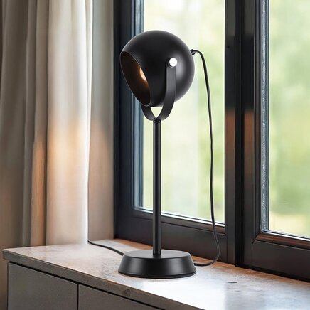 Sort bordlampe med vipbart lampehoved - Archie