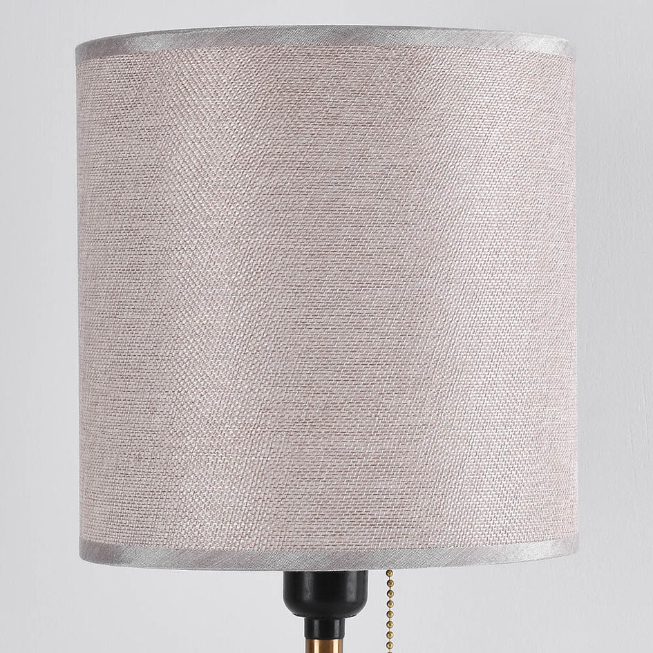 Elegant bordlampe med stofskærm - Valencia