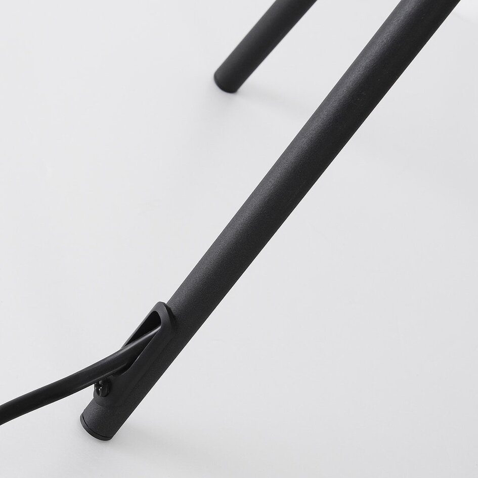 Bordlampe med synlig pære - Tenda - sort