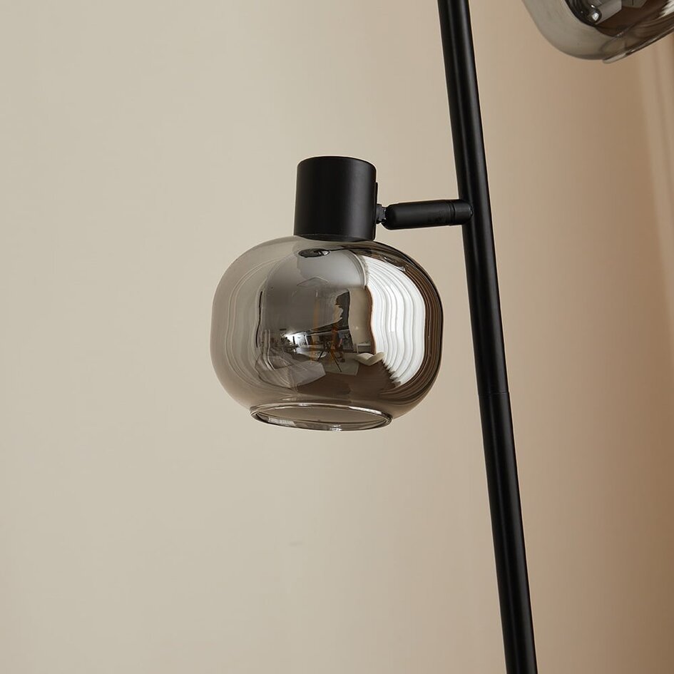 Standerlampe med 3 røgfarvede glasskærme - Jesse