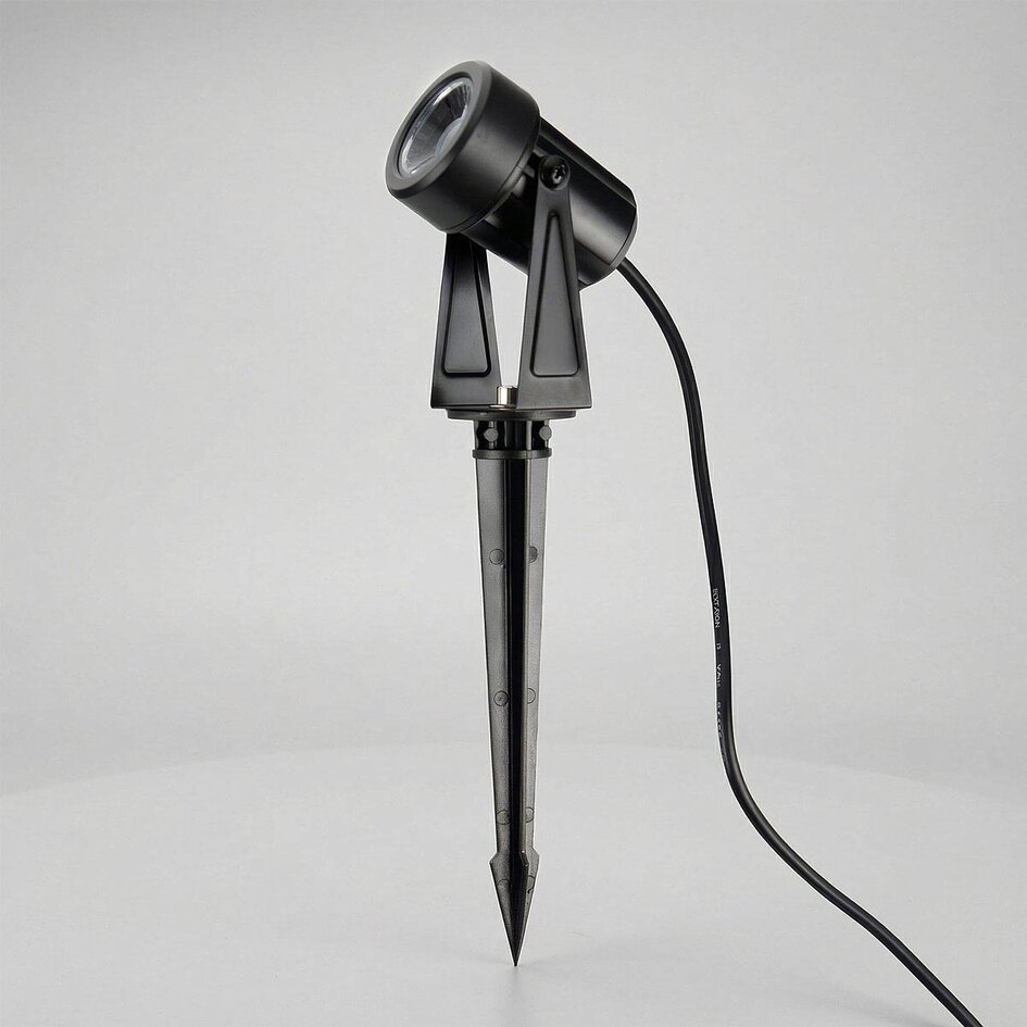 Solar RGB havespots med jordspyd + fjernbetjening (sæt med 4 stk.)