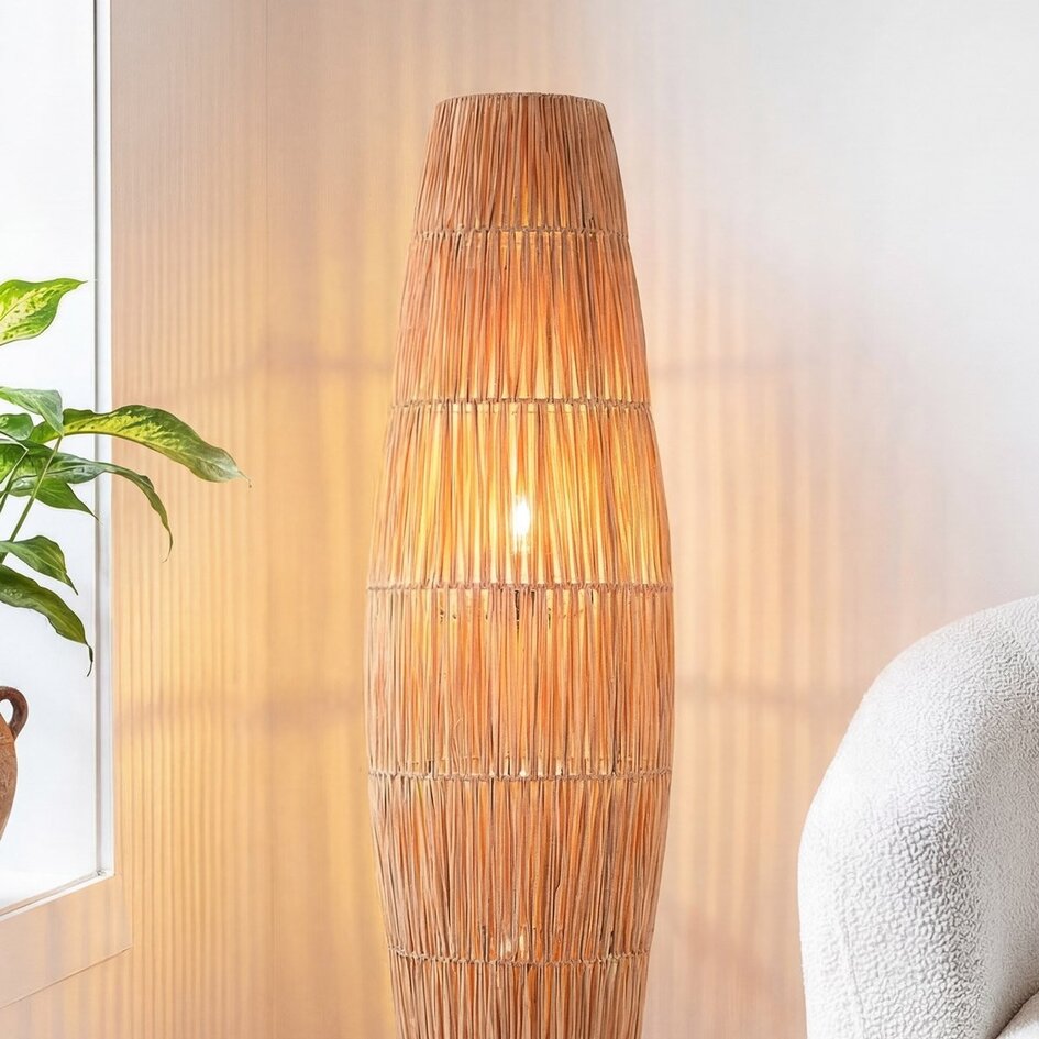 Gulvlampe Plecta – håndlavet raffia-lampe med sort stel 103 cm