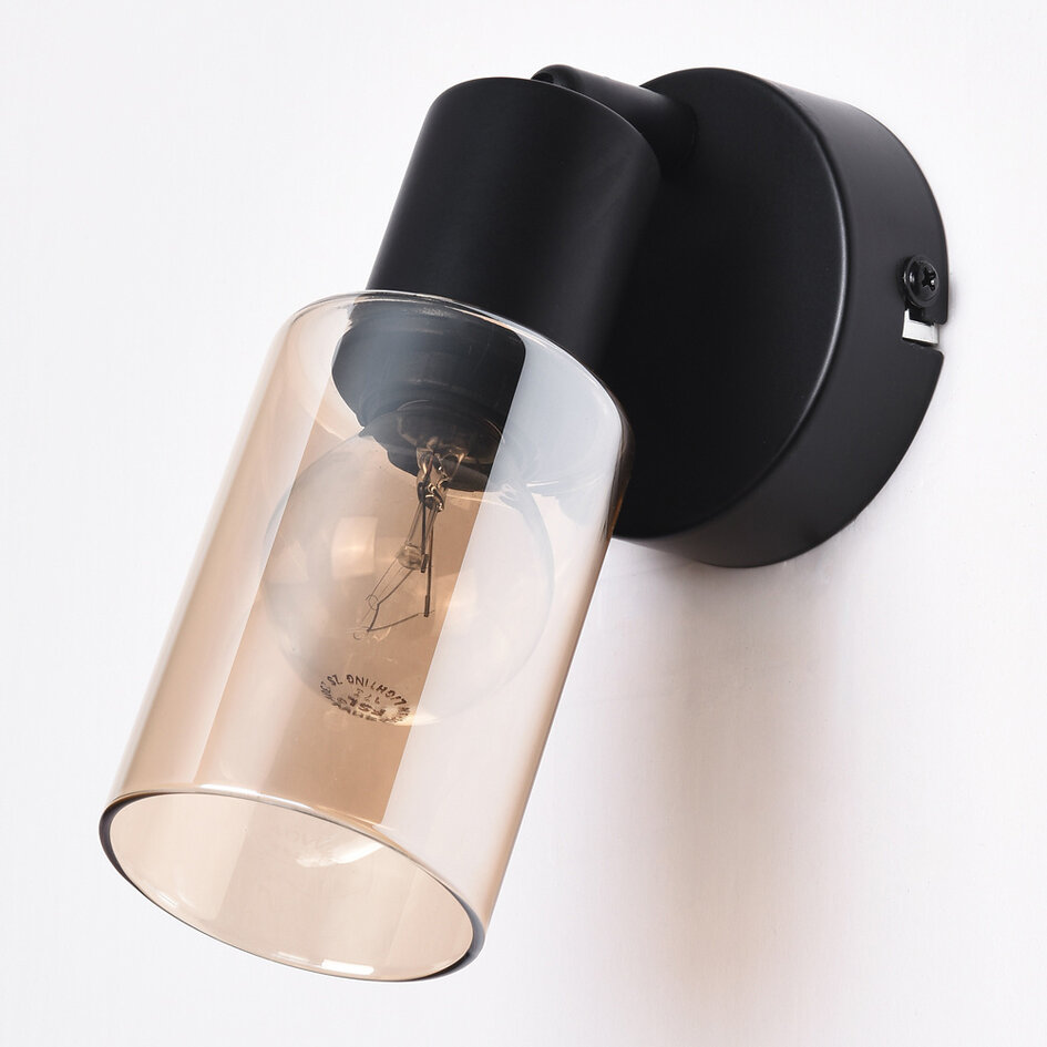 Væghængt spotlampe - Atica - sort med ravfarvet glas