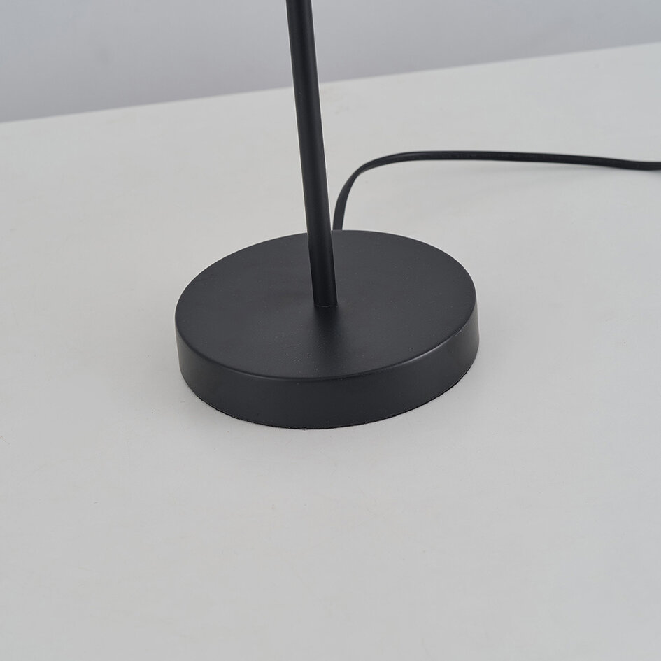 Retro bordlampe i messinglook med smokey glas - Lor