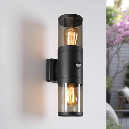 Væghængt udendørslampe med 2 lyspunkter inkl. sensor - Calais