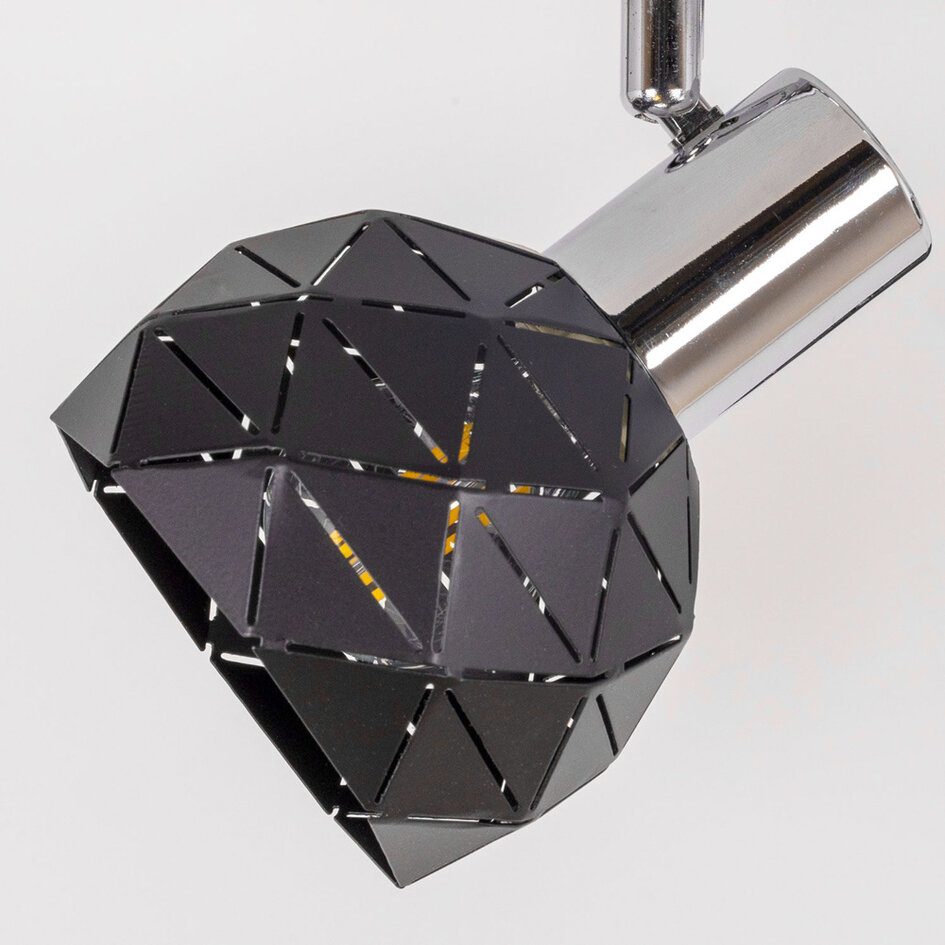 Loftrondel med 3 spotlamper og grafiske detaljer - Chalice