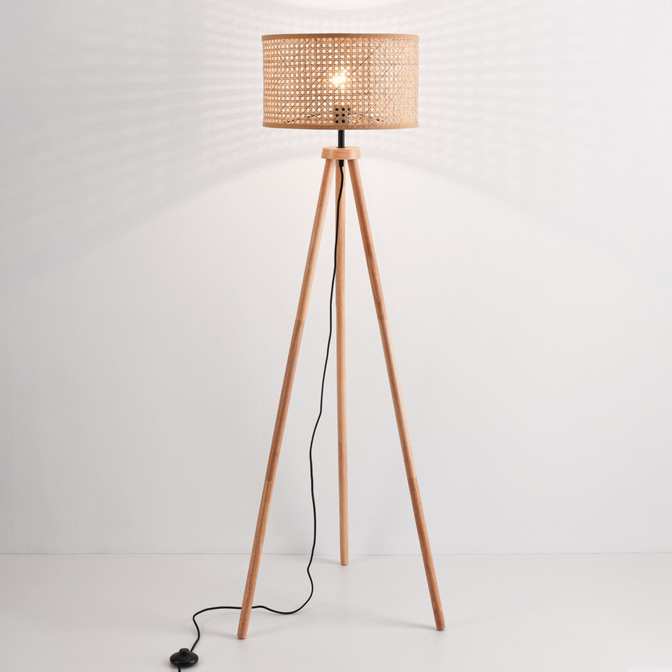 Tripod-gulvlampe med lampeskærm i rattan - Vime