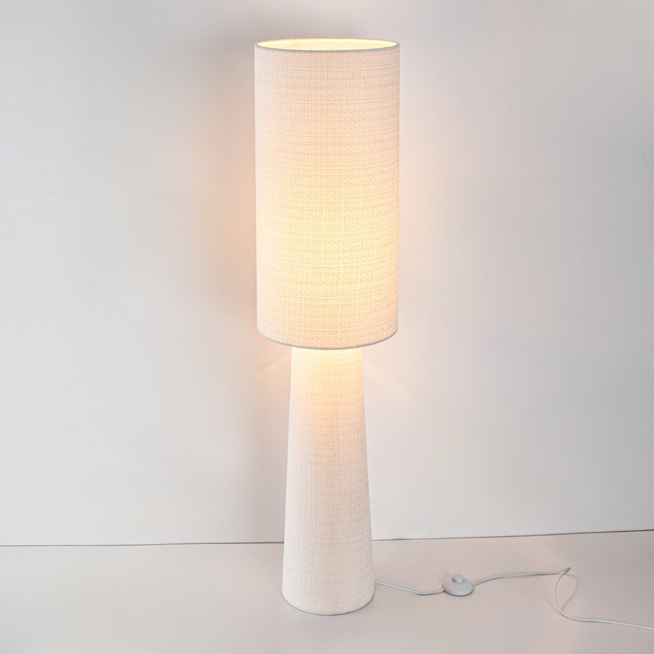 Gulvlampe Lumo i japandistil - hvidt stof