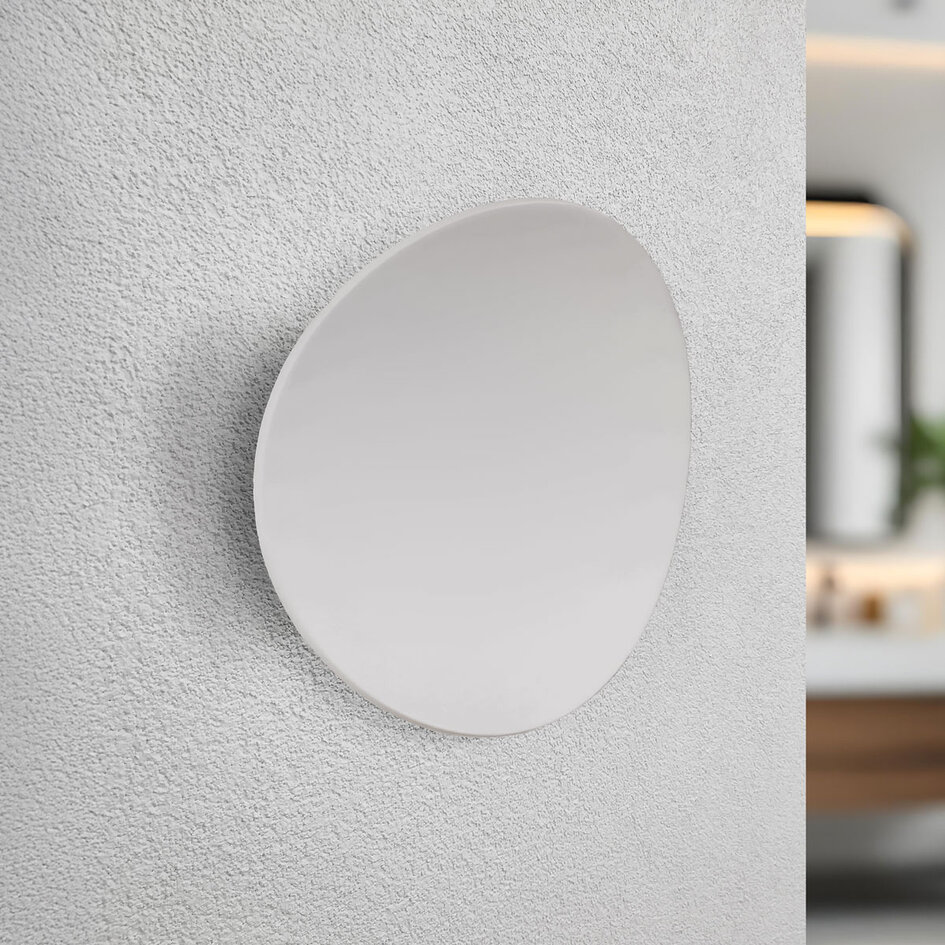 Hvid design væglampe til badeværelset - Ozzy