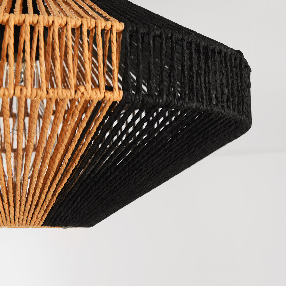 Boho-chic loftlampe Skima af sort og naturfarvet reb