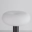 Bordlampe Zarya genopladelig med ladestation, integreret LED og mælkehvidt glas