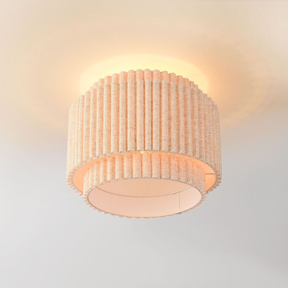 Loftlampe Vessa med lagdelt linnedskærm