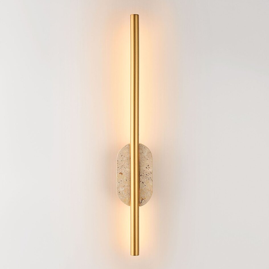 Væglampe Lima i guld med integreret LED og travertin