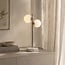 Bordlampe Pallon, 2 lyskilder med mælkehvidt glas - marmorlook