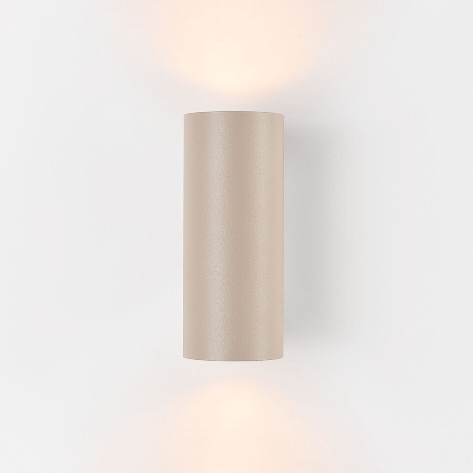 Væglampe Brunio med up- og down lys i sandbeige