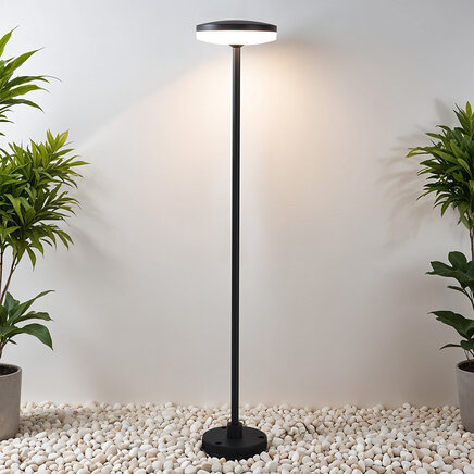 Stående udendørslampe med jordspyd, 80 cm - Svala