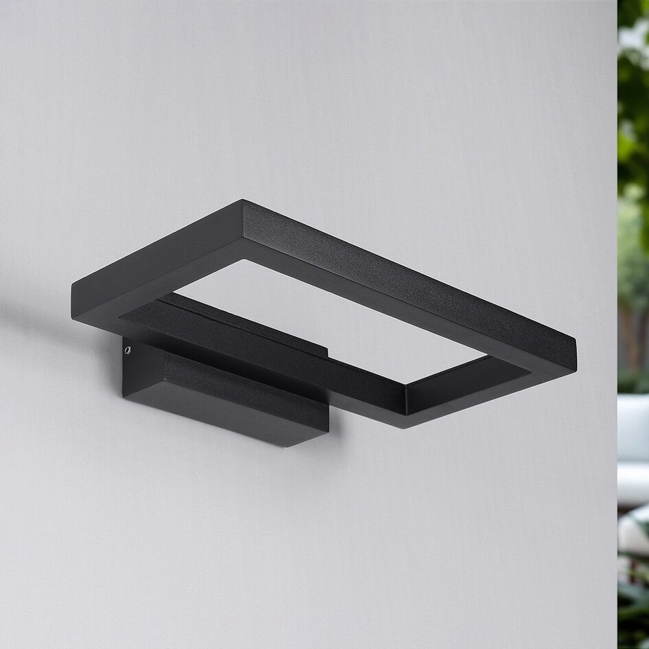 Design væglampe Isa - mat sort og integreret LED