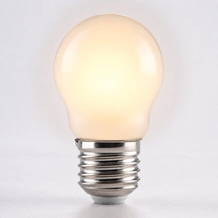 A45 3-trins dæmpbar E27 LED-pære med mælkehvidt glas 4,5W (2700K)