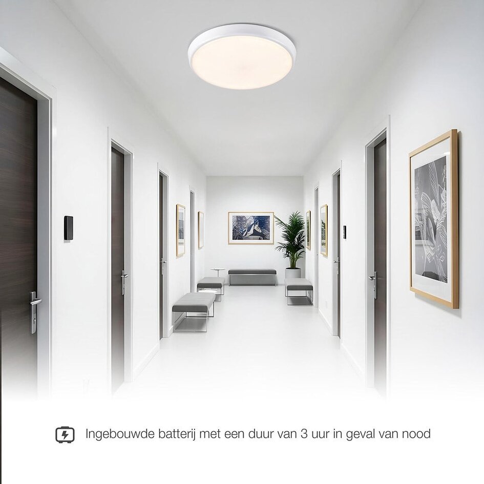 Plafond i hvid Ø35,2 cm med nødbelysning og CCT-switch 3000K/4000K/6000K