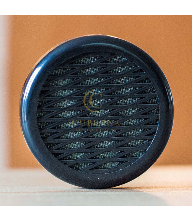 Schwarzer Luftbefeuchter mit Schwamm