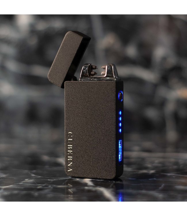 Cuberna Elektrische Lichtbogen USB Feuerzeug mit Batterieanzeige Frosted Black
