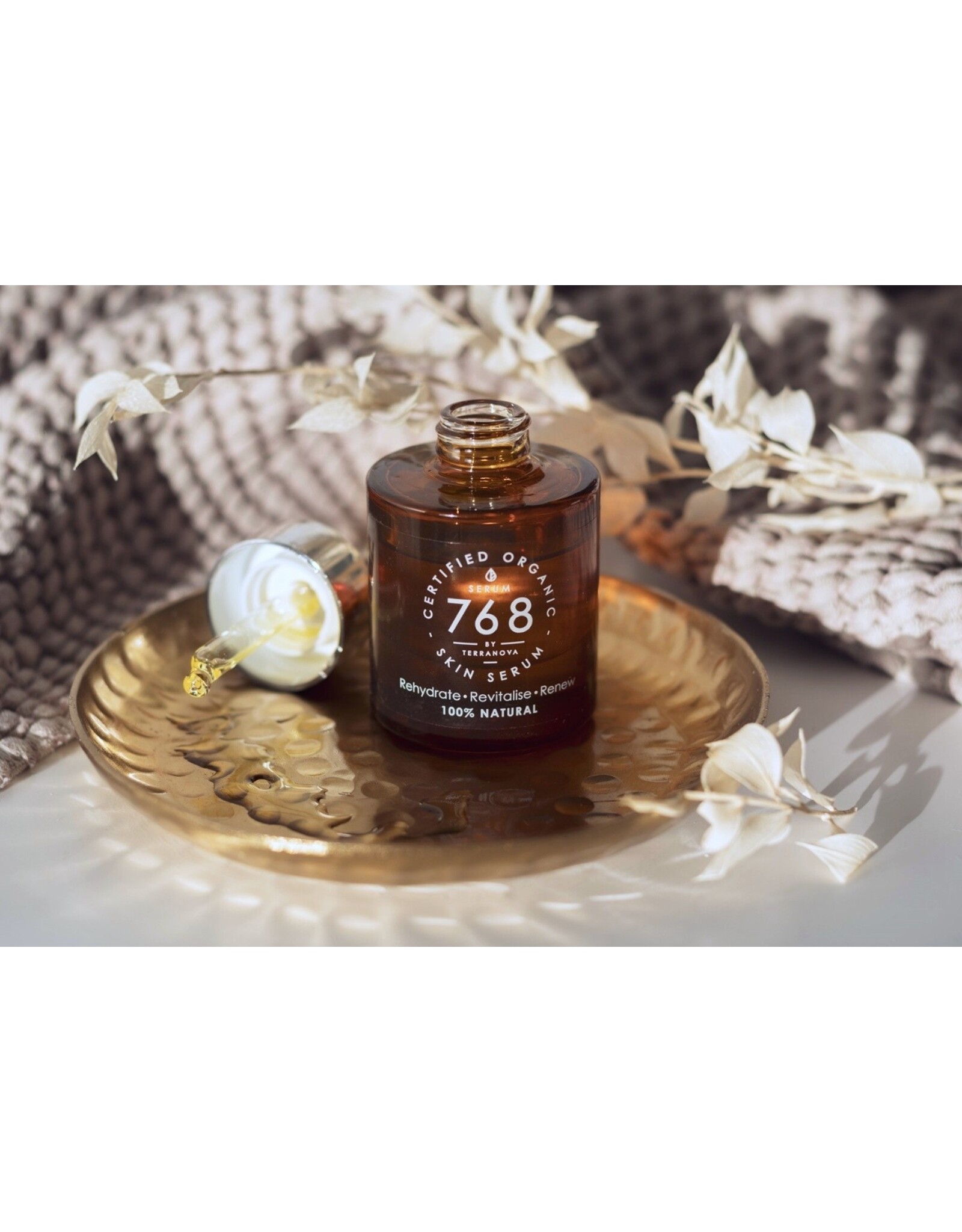 Terranova 768 Organic Skin Serum - Jouw dagelijkse boost voor een stralende huid en gezonde balans!