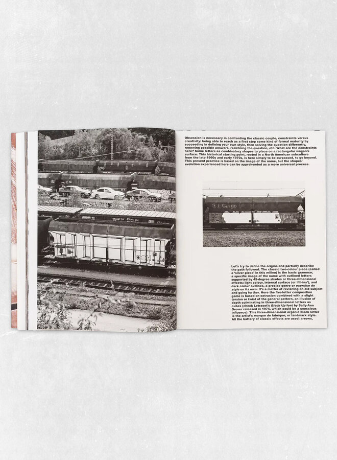 DELTA - 121/183: 761 photos of red-brown steel freight wagons with a painting on the side