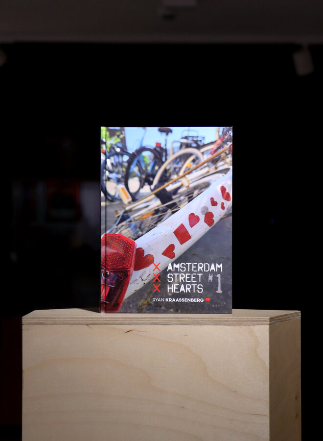 Amsterdam Street Hearts - Ryan Kraassenberg