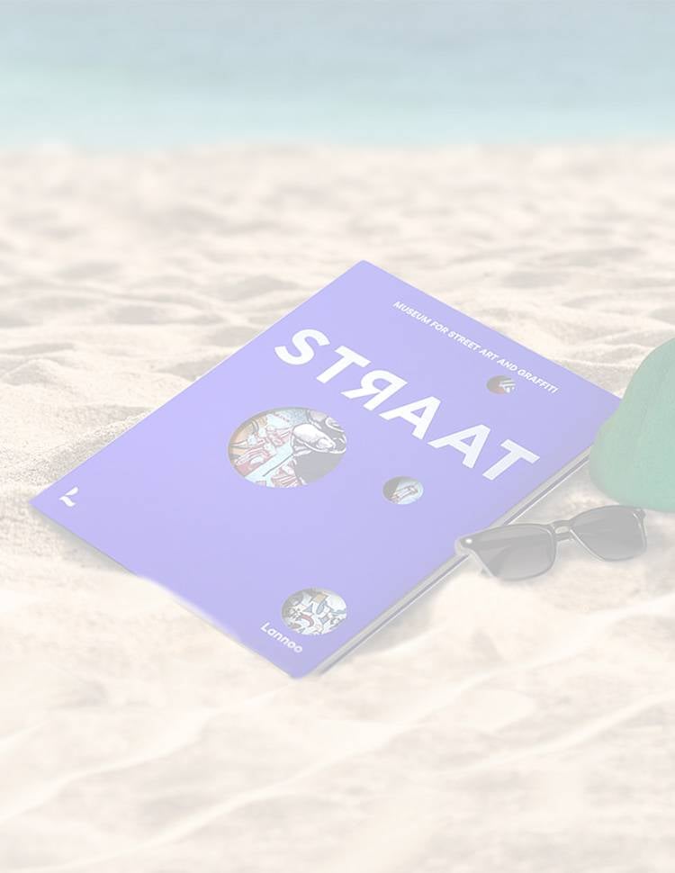 Beach reads: <br> Summer essentials