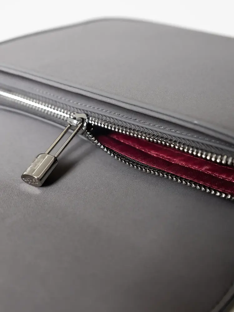 XPLCT XPLCT Bag Discovery Suede FW25 Grey