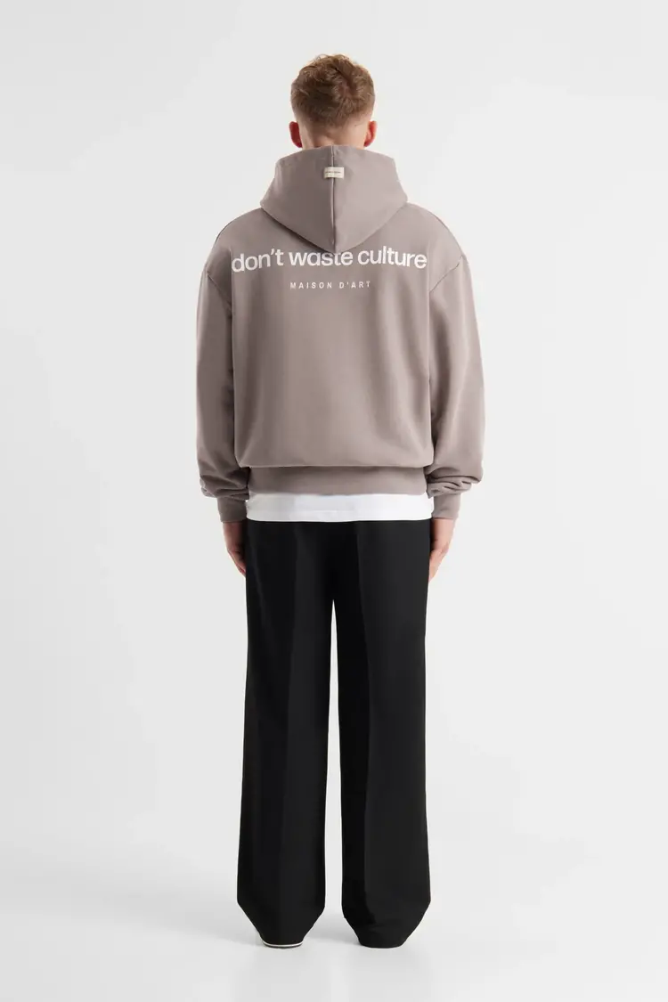 Don't Waste Culture Don't Waste Culture Hoodie Ray FW25 Warm Grey