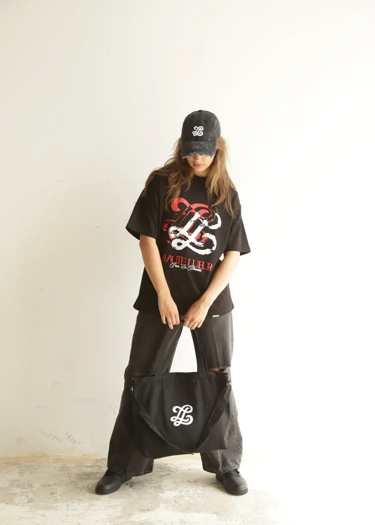 Lueur Lueur T-Shirt Distressed Monogram FW25 Black/Red