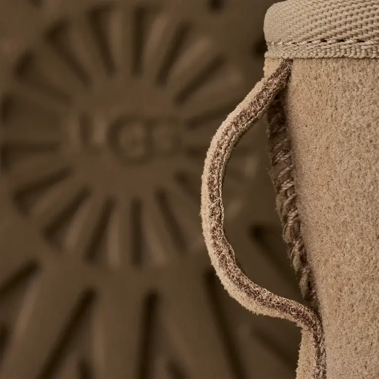 UGG UGG Boots Classic Mini II FW25 Sand
